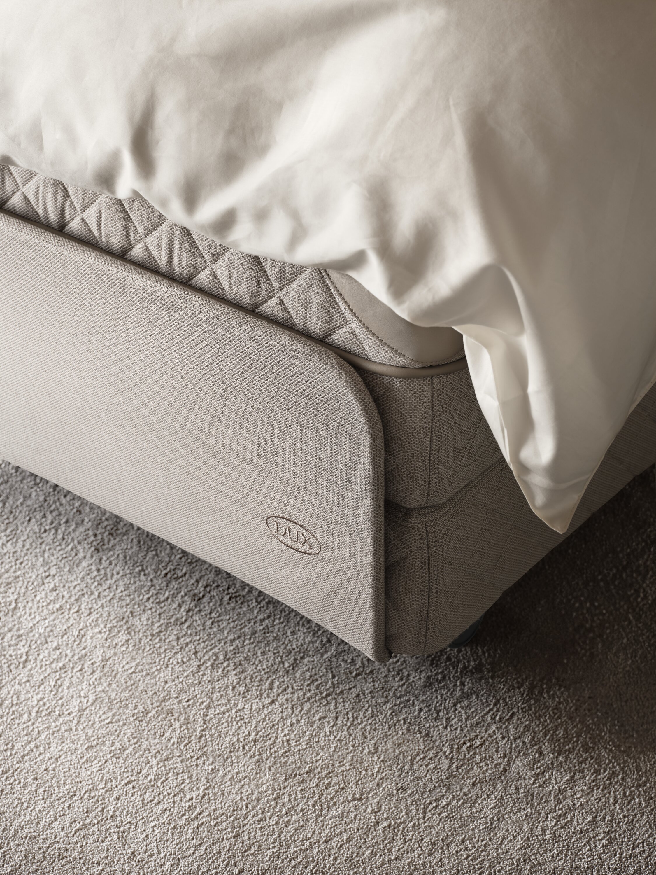bed_adjustable_dux-motion_sustainable-comfort_pie_comfort_1.tif